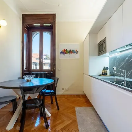 Casa Bella 16 - 8 Min To Metro, 15 Min To Lin Airport, University Area Milan Exterior photo