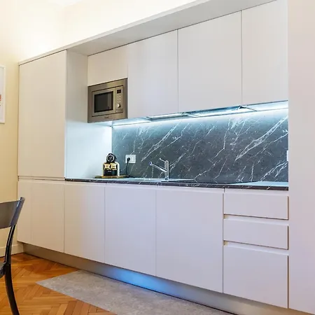 Casa Bella 16 - 8 Min To Metro, 15 Min To Lin Airport, University Area Milan Exterior photo